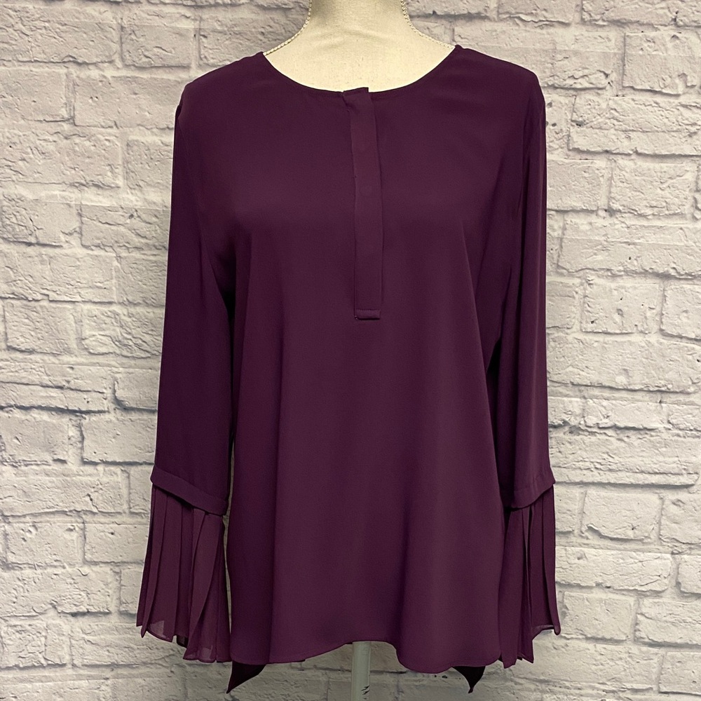 Chico's Deep Purple Hi Low Blouse with Pleated Bell Sleeves Size Large